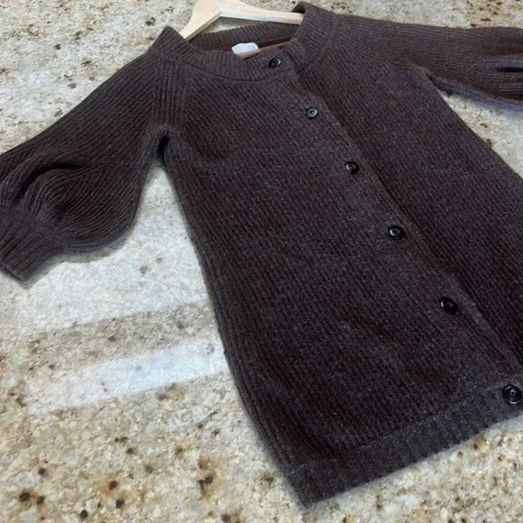 TSE RIBBED MID-SLEEVE 100% CASHMERE BALLOON SLEEVE ROUND COLLAR BUTTON SWEATER